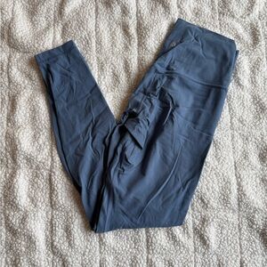 Lululemon Aligns 28"